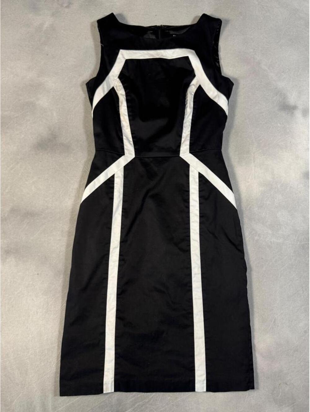 White House Black Market Size 00 Black White Geometric Colorblock Sheath Dress